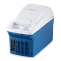 Mobicool MT08 DC 8 l thermoelectric travel cooler and warming box